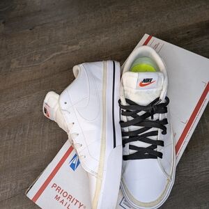 Nike White Sneakers with Black Laces